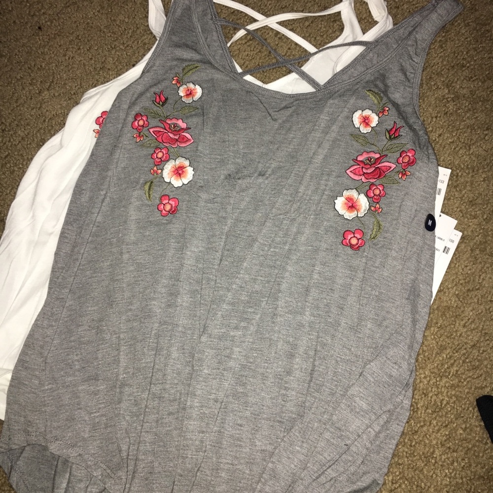 Hollister tank tops *BRAND NEW